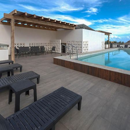 La Poza Suites Isla Mujeres Luaran gambar